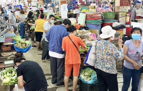 Số chợ truyền thống phải đóng cửa ngày một nhiều thêm, vì sao?