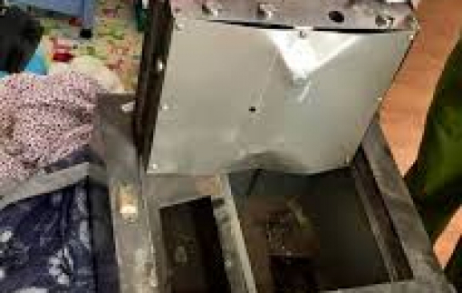 Trộm đột nhập cuỗm két sắt chứa hơn 2 tỷ đồng của chủ xưởng gỗ ở Sài Gòn