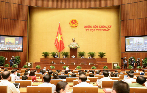 Quốc hội thông qua Nghị quyết vay nợ trong 5 năm tới hơn 3 triệu tỷ đồng