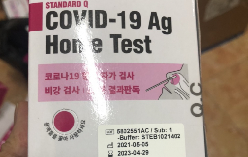 Người phụ nữ bị phạt 60 triệu đồng vì chở 400 hộp test COVID-19 nhập lậu