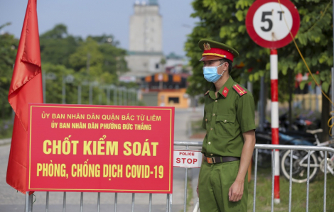 Hà Nội: Không để người dân ra khỏi TP trong thời gian giãn cách, khẩn tìm người đến chợ Đồng Xa