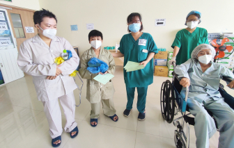 "Họ đã giành giật cho tôi từng giây, từng phút sống"