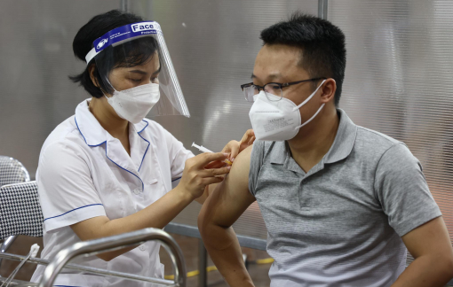 Bộ Y tế khuyến cáo chỉ nên tiêm 2 mũi vắc xin COVID-19 cùng loại