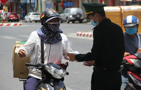 Ca nhiễm cộng đồng giảm, Đà Nẵng xử nghiêm người ra đường không cần thiết