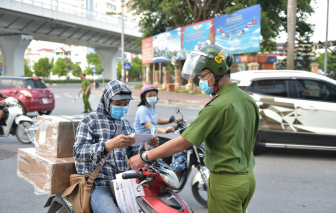 Hà Nội: Người đi làm phải xuất trình giấy đi đường, lịch làm việc, văn bản phân công nhiệm vụ