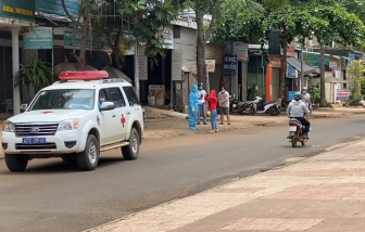 Đắk Lắk: Đang kiểm tra COVID-19 thì cô gái trẻ bỏ trốn, đi lang thang ngoài đường