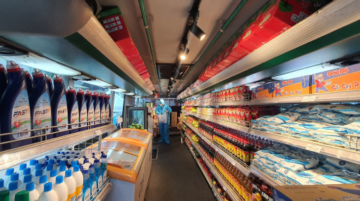 TPHCM đưa nhiều xe lưu động bán thực phẩm bình ổn đến các khu dân cư