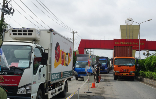 TPHCM gửi văn bản hỏa tốc sau khi Bình Dương chặn kiểm tra xe gây ùn tắc Quốc lộ 1