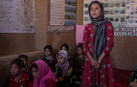 Phụ nữ Afghanistan chìm sâu trong khủng hoảng