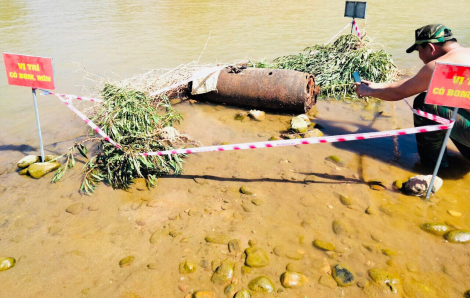 Phát hiện bom nặng hơn 700kg trên sông Trà Khúc