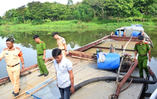 Huế xử phạt 1 doanh nghiệp khai thác khoáng sản "chui" 140 triệu đồng