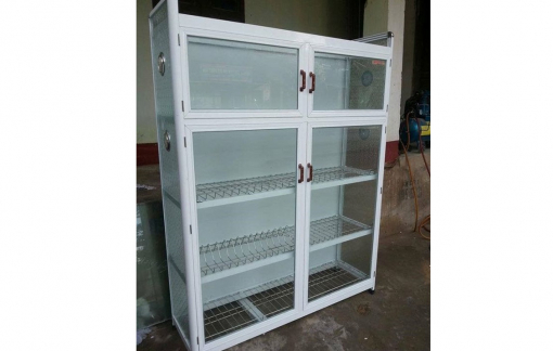 Ưu điểm khi chọn mua tủ nhôm kính tại Showroom Decor