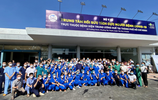 Hơn 16.000 chuyên gia, y bác sĩ đã "Nam tiến" chống dịch