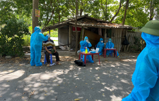 Phát hiện 38 ca dương tính, TP. Vinh yêu cầu dân “ở yên trong nhà” thêm 3 ngày