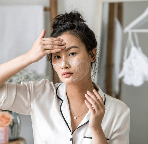 Tẩy tế bào chết đúng cách để nuôi dưỡng làn da
