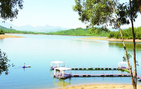 Thăm Phú Ninh, hồ lớn nhất miền Trung