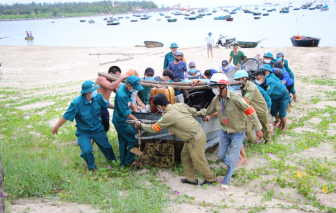 Đà Nẵng, Quảng Ngãi căng mình ứng phó bão số 5, đảm bảo phòng chống dịch