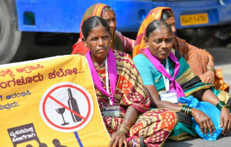 Ấn Độ: Cấm bia rượu sẽ làm giảm tình trạng bạo lực gia đình?