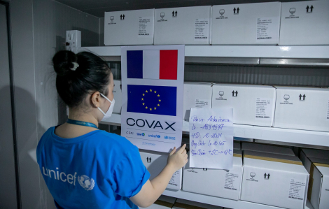 Pháp và Italy tặng Việt Nam gần 1,5 triệu liều vắc xin AstraZeneca