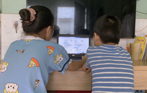 Hơn 75.000 học sinh ở TPHCM gặp khó khăn để học trực tuyến