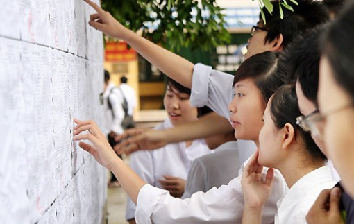 Bộ GD-ĐT tiết lộ 3 nguyên nhân khiến điểm chuẩn năm 2021 tăng vọt