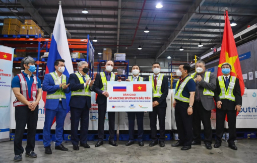 740.000 liều vắc xin Sputnik V về Việt Nam