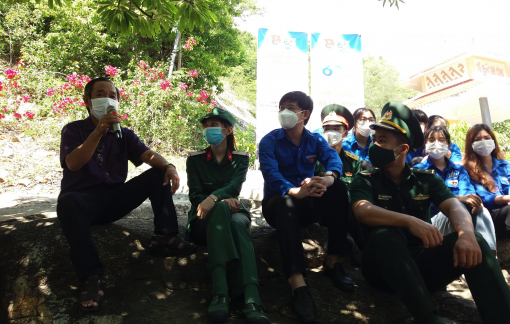 Tuổi trẻ Khánh Hòa nghe kể chuyện về tàu không số C235