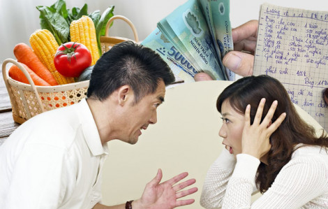 Có nên cho chồng cũ mượn tiền?