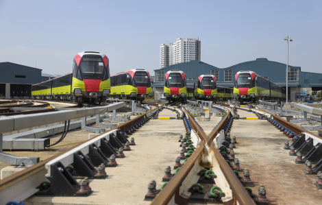 10 đoàn tàu metro đang "hội tụ" tại ga Nhổn Hà Nội sẵn sàng chạy thử nghiệm