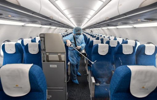 Vietnam Airlines nói về việc không cho trẻ lên máy bay