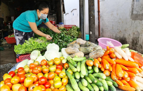 Gượng dậy sau tháng ngày giông bão