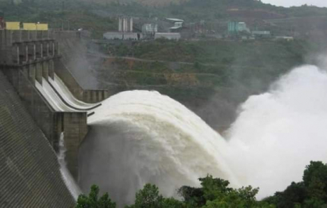 Thừa Thiên - Huế, Hà Tĩnh: Thủy điện cấp tập xả lũ, hạ du ngập nặng