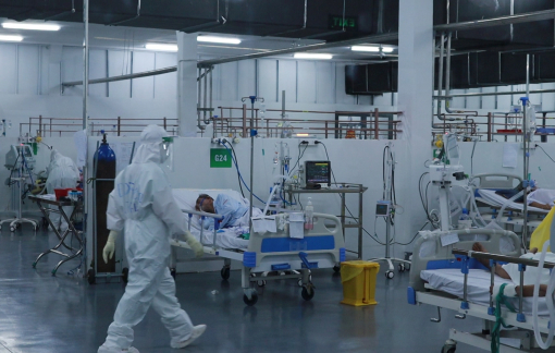 Ngày 17/10, 3.193 người nhiễm COVID-19, ca tử vong cả nước và TPHCM giảm sâu