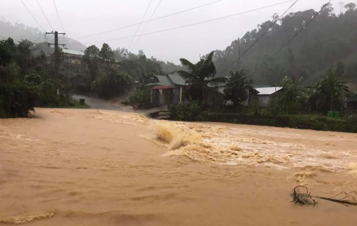 Quảng Nam: Di dời hàng trăm hộ dân ra khỏi vùng nguy hiểm