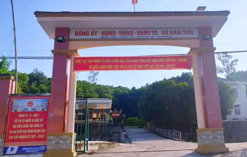 Chủ tịch xã cùng cấp dưới bị bắt vì sai phạm trong chi trả tiền hỗ trợ bão lũ