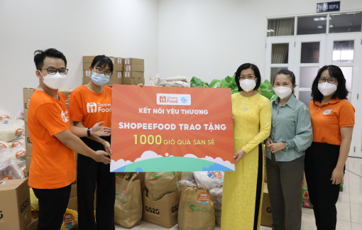 Ấm lòng 1.000 giỏ quà san sẻ tiếp sức phụ nữ, trẻ em nhân ngày 20/10