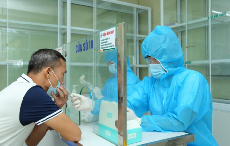 Số ca mắc COVID-19 của TPHCM và Việt Nam tăng sau 24 giờ
