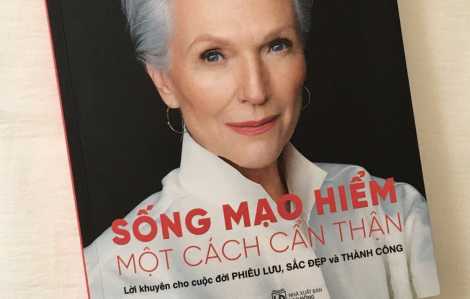 Sống mạo hiểm theo cách của siêu mẫu Maye Musk