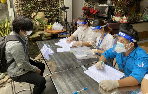 TPHCM: gần 5.500 tỷ đồng đã phát cho người dân khó khăn do COVID-19 đợt 3