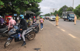 Cán bộ, người lao động ở Đắk Nông không được đến, về Đắk Lắk