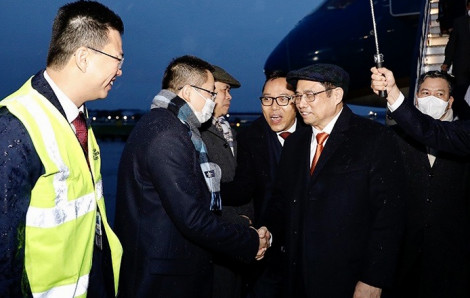 Thủ tướng Phạm Minh Chính bắt đầu chuyến tham dự COP26 và thăm làm việc tại Anh