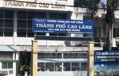 Xem xét kỷ luật 2 thầy giáo vụ lộ clip nhạy cảm khi đang dạy trực tuyến