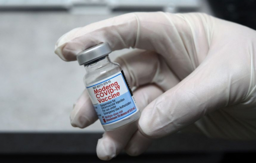 Moderna bảo vệ hiệu quả vắc xin COVID-19 khi bị hỏi về nguy cơ tim ở người trẻ
