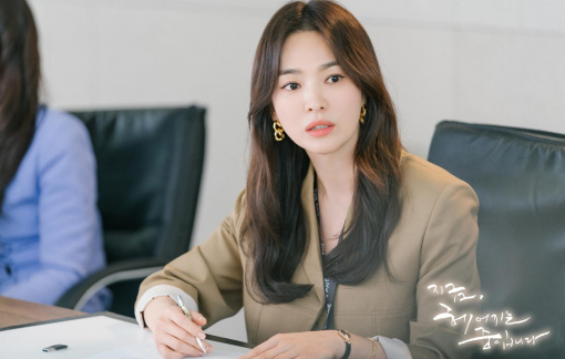 Bóc giá hàng hiệu của Song Hye Kye trong phim “Now, we are breaking up”