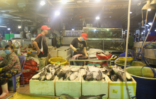 Chợ đầu mối Bình Điền đã mở cửa hoàn toàn