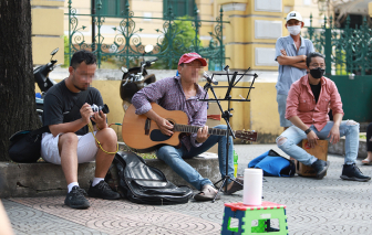 "Mong người dân, doanh nghiệp chia sẻ với TPHCM lúc này"