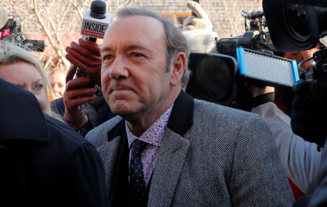 Vi phạm hợp đồng, Kevin Spacey phải đền hơn 700 tỷ đồng