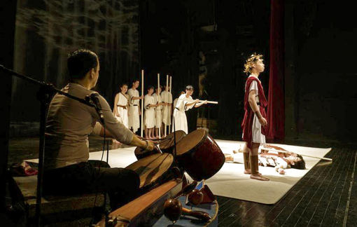 "Antigone" ra mắt công chúng Việt Nam