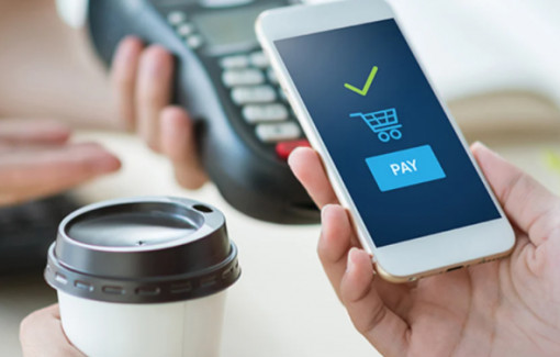 Thanh toán không tiền mặt tăng mạnh