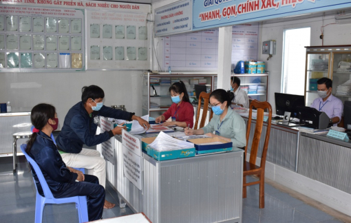 Cà Mau thực hiện thí điểm tiếp nhận hồ sơ thủ tục hành chính tại nhà